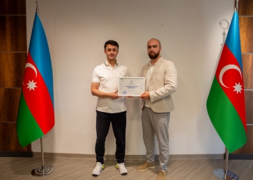 "Az Shipping" MMC şirkətinə assosiativ üzvlük sertifikatı təqdim olundu