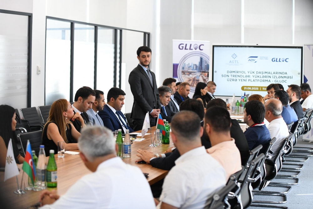Bakı KOB Evində dəmir yolu yükdaşımaları üzrə yeni rəqəmsal platforma təqdim edildi